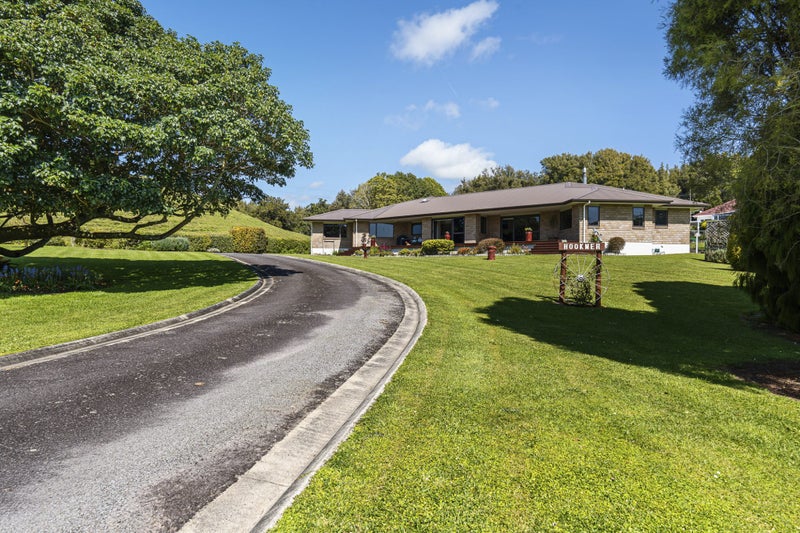 869 Carrington Road, Hurworth, New Plymouth - Carousel 2