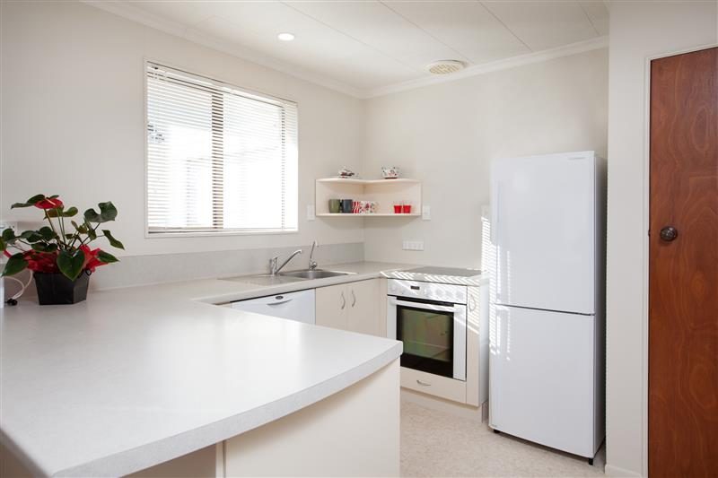 2/504 Devon St E, Strandon, New Plymouth - Carousel 2