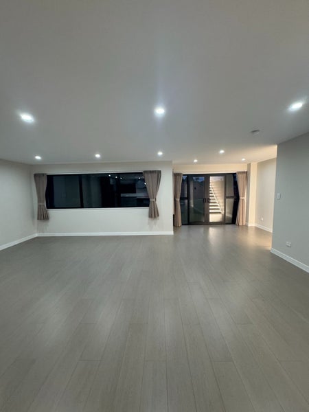 81B Wheturangi Road, Greenlane, Auckland - Carousel 2