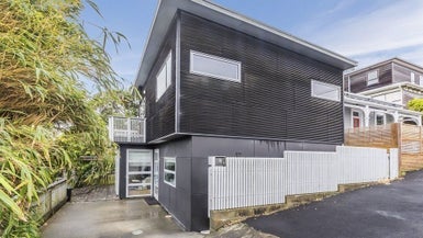 70 Lavaud Street, Berhampore, Wellington - Carousel 1