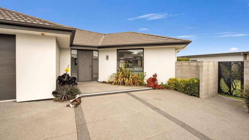 29 Araucana Way, Burwood, Christchurch - Carousel 1