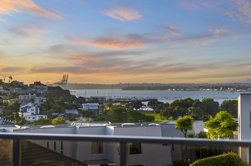 12A Takitimu Street, Orakei, Auckland - Carousel 2