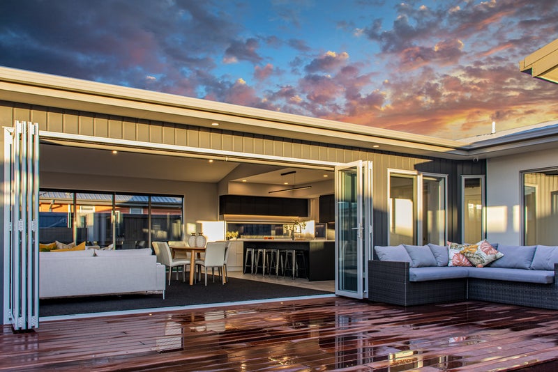 9 Picadilly Avenue, Casebrook, Christchurch - Carousel 2