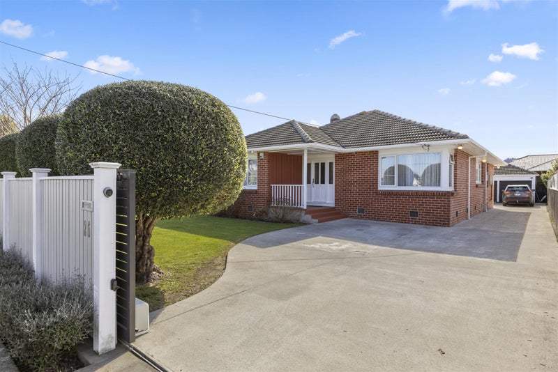26 Garden Road, Avalon, Lower Hutt - Carousel 1