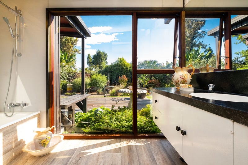 1002 Gordon Road, Raureka, Hastings - Carousel 2