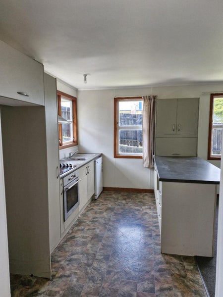 34 Belair Avenue, Blagdon, New Plymouth - Carousel 2