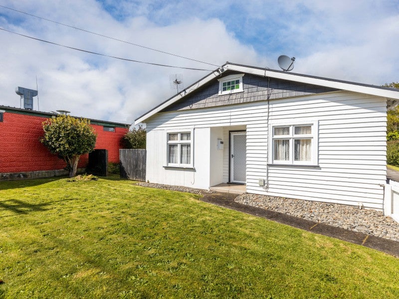 63 Omata Road, Marfell, New Plymouth - Carousel 2