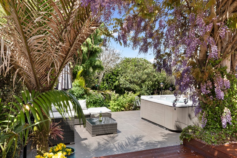 21 Church Street, Northcote Point, Auckland - Carousel 2