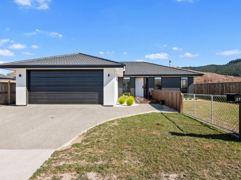 27 George Fyfe Way, Wakefield, Wakefield - Carousel 1