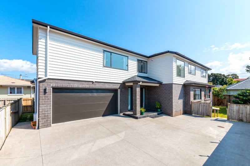 54A Olsen Avenue, Hillsborough, Auckland - Carousel 24