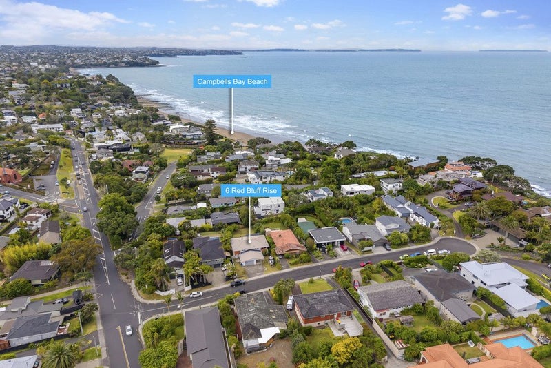 6 Red Bluff Rise, Campbells Bay, Auckland - Carousel 2