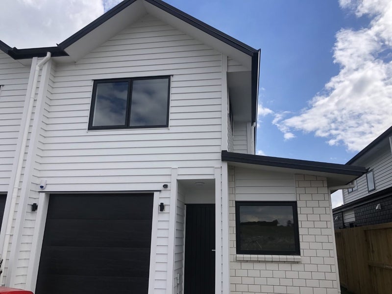 2/5 Tokerau Drive, Rototuna North, Hamilton - Carousel 2