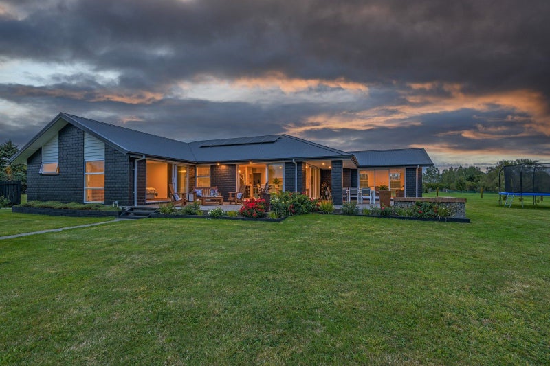 541 Stoney Creek Road, Kelvin Grove, Palmerston North - Carousel 2