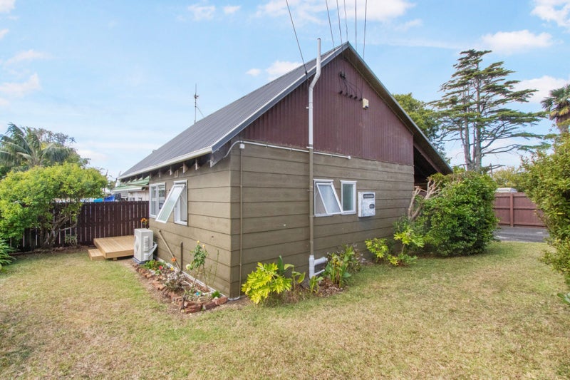 1/243 Hepburn Road, Glendene, Auckland - Carousel 11