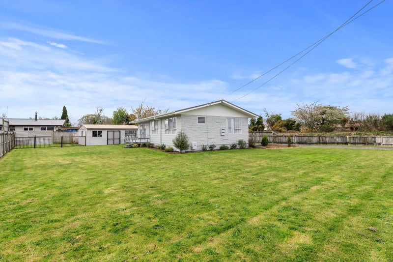 48 Kawaha Point Road, Fairy Springs, Rotorua - Carousel 1