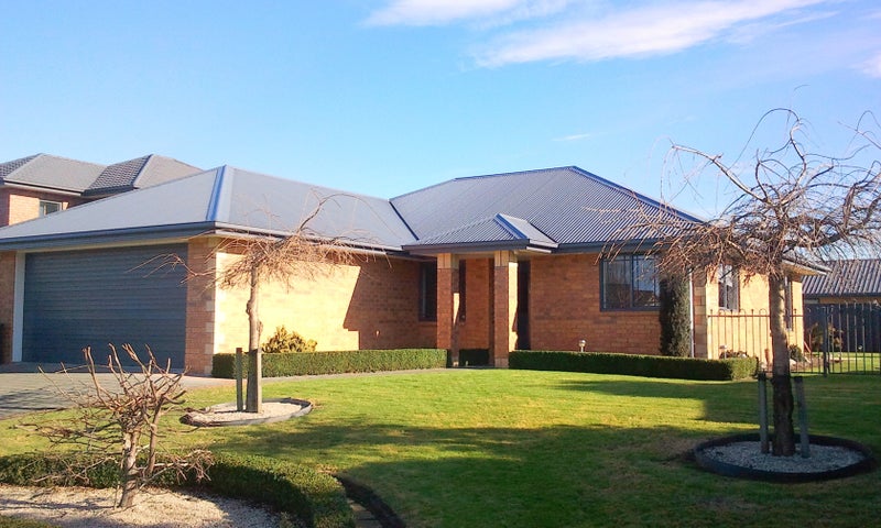 26 O'Neill Avenue, Northwood, Christchurch - Carousel 1