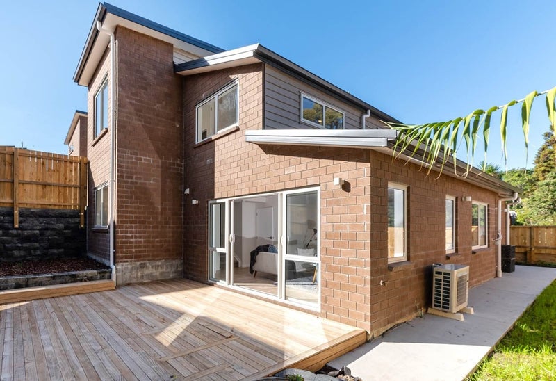 27 Sunshine Boulevard, Sunnyvale, Auckland - Carousel 2