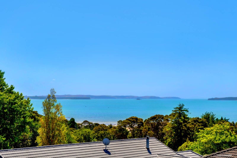 30 Crossland Place, Maraetai, Auckland - Carousel 2