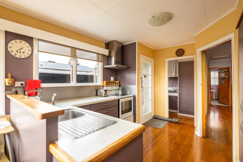 123 Ngamotu Road, Spotswood, New Plymouth - Carousel 2