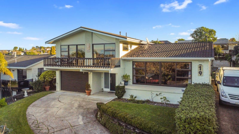 19 Maple Avenue, Dinsdale, Hamilton - Carousel 1