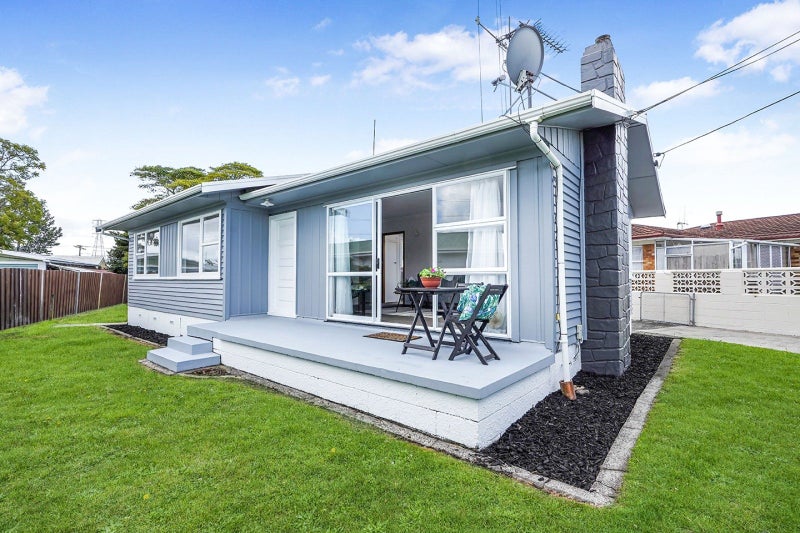 28 Northolt Road, Fairview Downs, Hamilton - Carousel 2