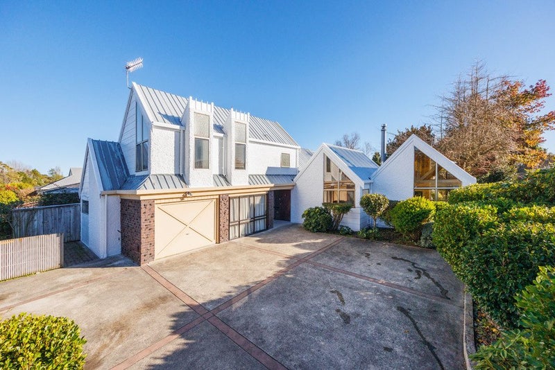 45 Buick Crescent, Awapuni, Palmerston North - Carousel 1