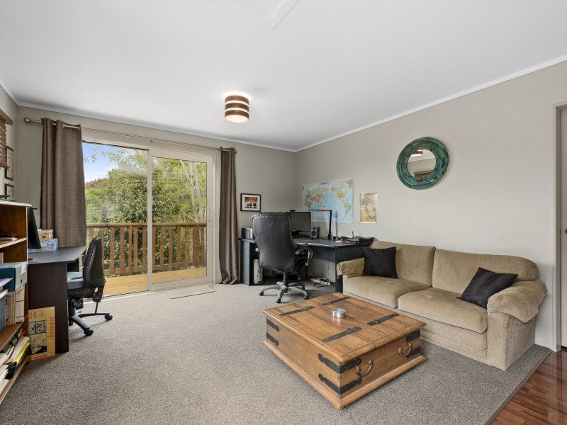 0 Avro Road, Blue Mountains, Upper Hutt - Carousel 2