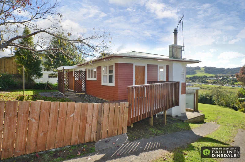 34 Mcinnes Avenue, Kamo, Whangarei - Carousel 1
