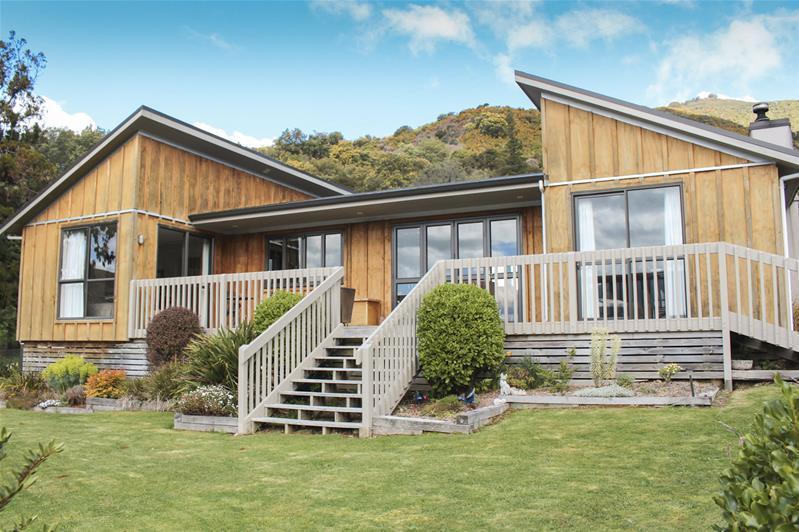5 Takorika Street, Havelock, Havelock - Carousel 1