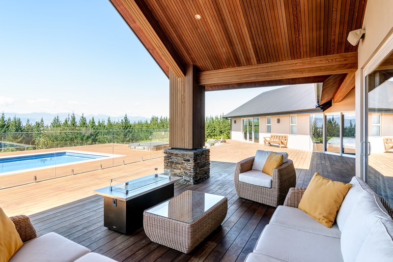 490 Old Coach Road, Upper Moutere - Carousel 1