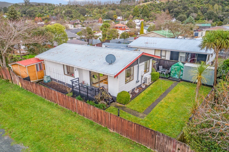 29A Gemstone Drive, Birchville, Upper Hutt - Carousel 1