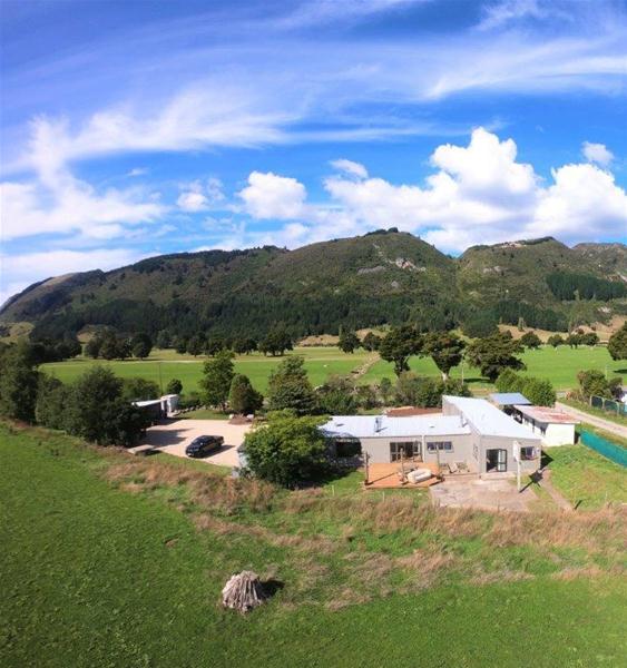 246 East Takaka Road, Takaka - Carousel 2