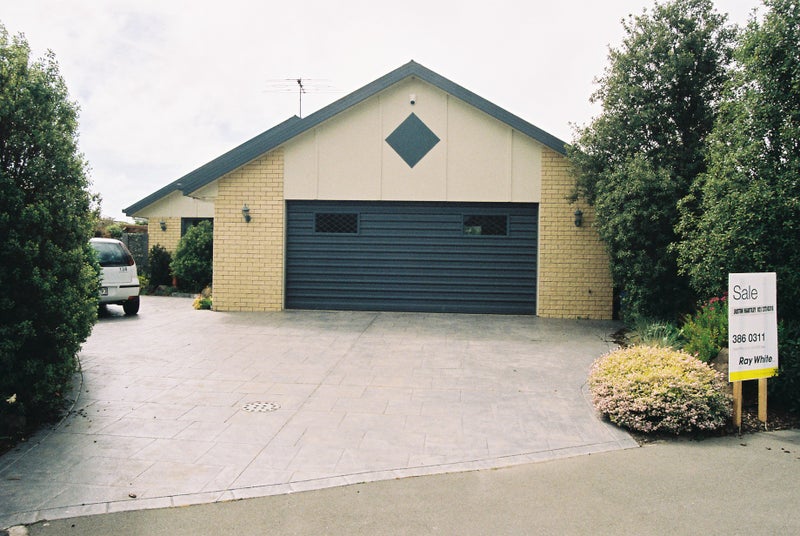 5 Wendy Place, Heathcote Valley, Christchurch - Carousel 12