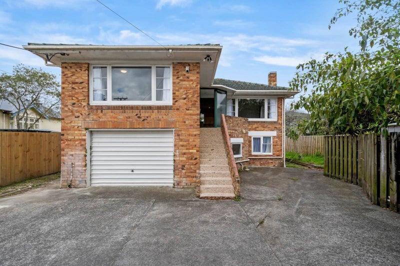 58 Delta Avenue, New Lynn, Auckland - Carousel 1