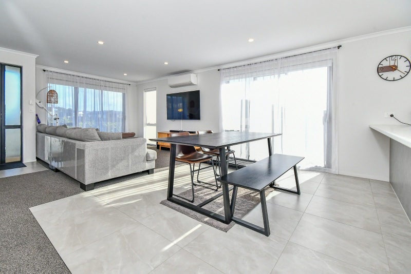 2 Hillock Rise, Ramarama, Drury - Carousel 2