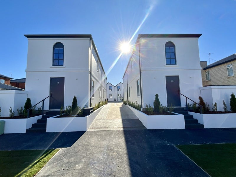 2/35 Eversleigh Street, St Albans, Christchurch - Carousel 13