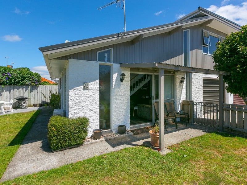 5A Brierley Place, Marfell, New Plymouth - Carousel 1