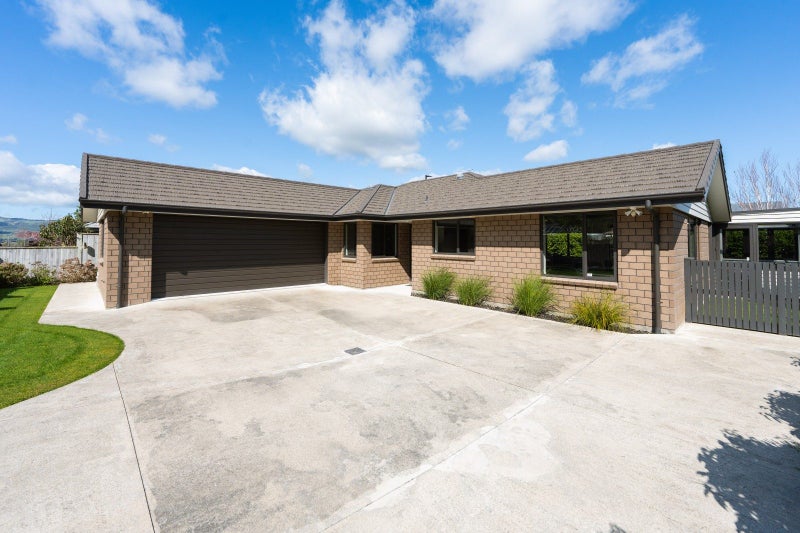 151 James Line, Kelvin Grove, Palmerston North - Carousel 1