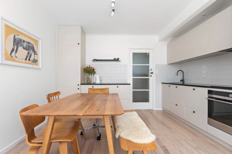 12/11 Sentinel Road, Herne Bay, Auckland - Carousel 2