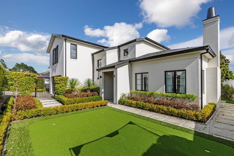 5 St Andrews Way, Albany, Auckland - Carousel 2