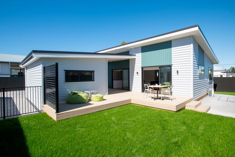 264A Whitaker Street, Whataupoko, Gisborne - Carousel 1