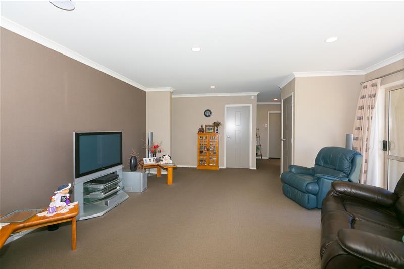 211 Manutahi Road, Tarurutangi - Carousel 21