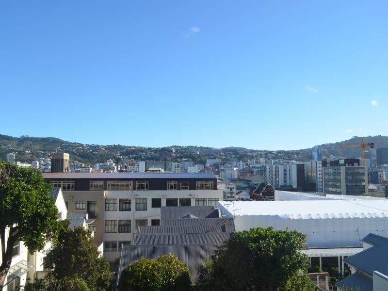 72 Brougham Street, Mount Victoria, Wellington - Carousel 1