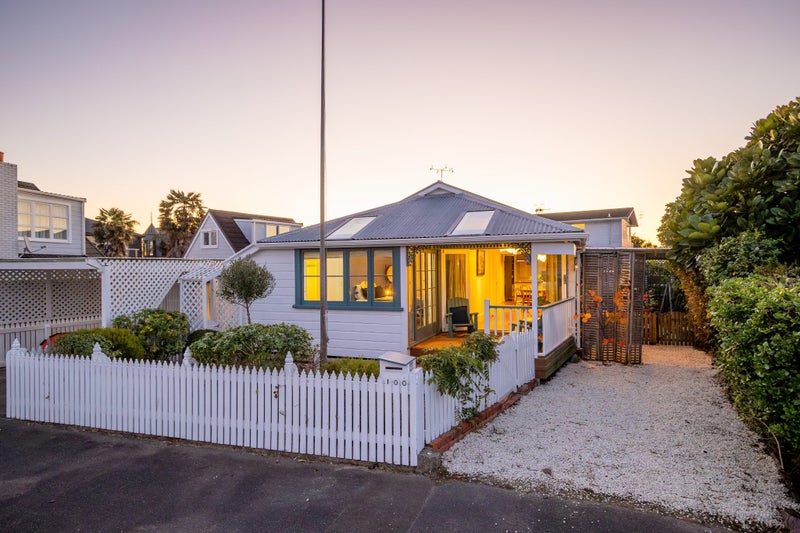 100 Point Road, Monaco, Nelson - Carousel 2