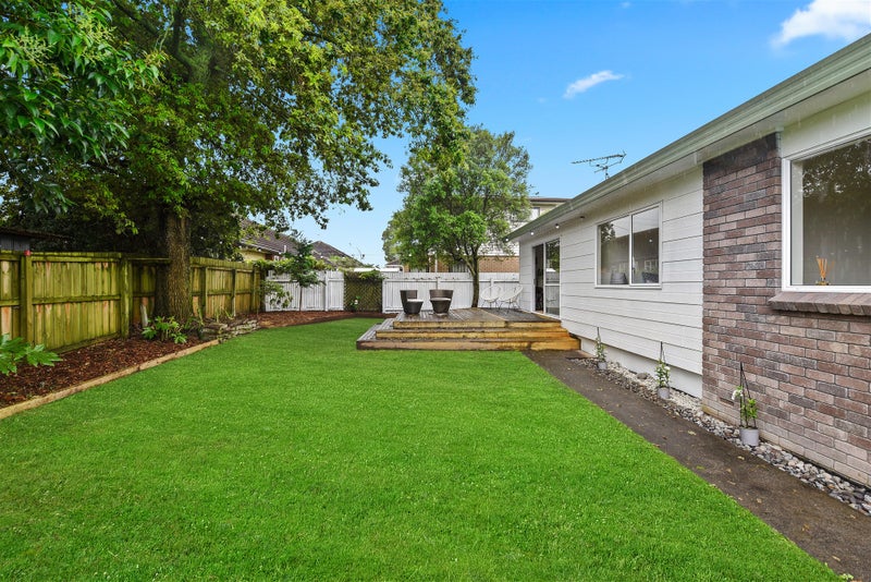 78B Fox Street, Hamilton East, Hamilton - Carousel 2