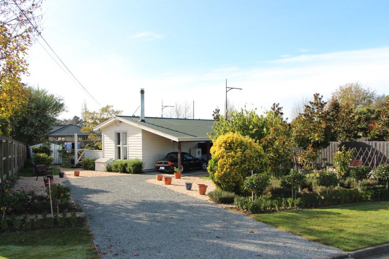 29 Connolly Street, Geraldine - Carousel 1