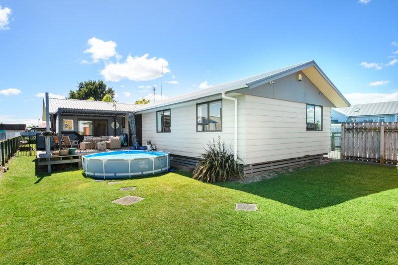 3 Baring Street, Bunnythorpe, Palmerston North - Carousel 1