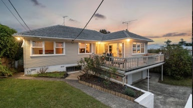 9 Meadowvale Avenue, Forrest Hill, Auckland - Carousel 1