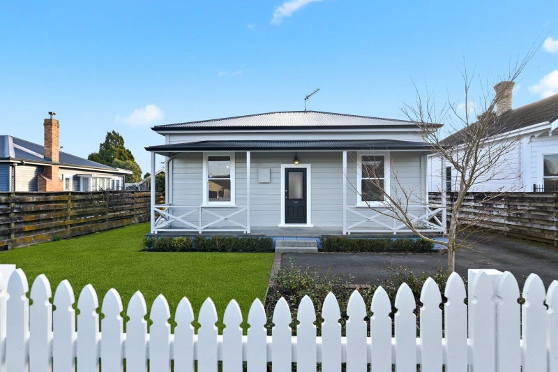 12 Bond Street, Hamilton East, Hamilton - Carousel 2