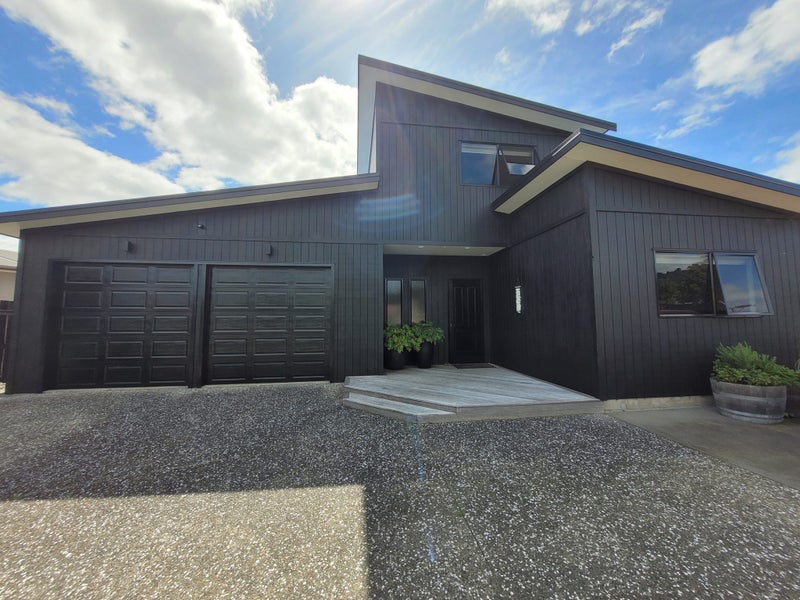 516 Linton Crescent, Whangamata - Carousel 1